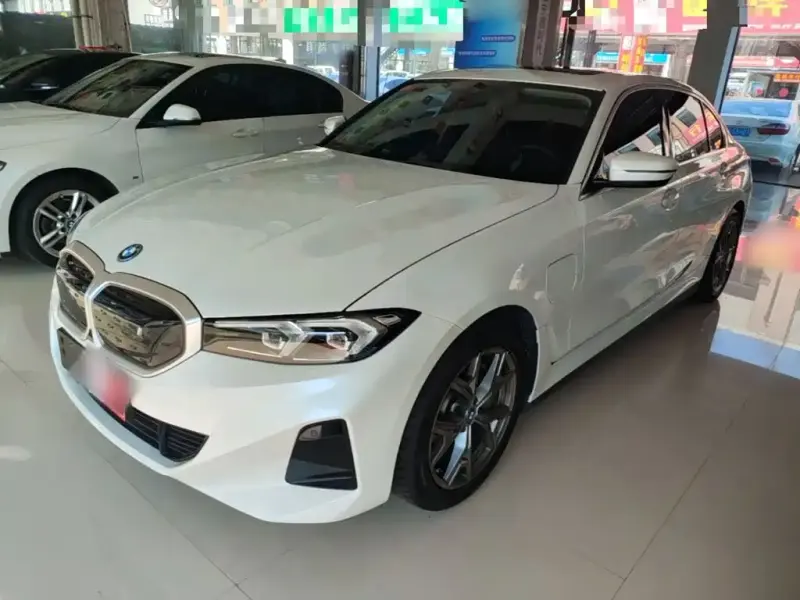 BMW i3, 2024