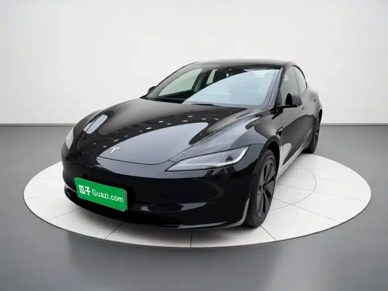 Tesla Model 3, 2023