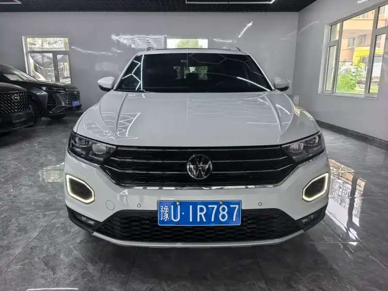 Volkswagen T-Roc, 2023