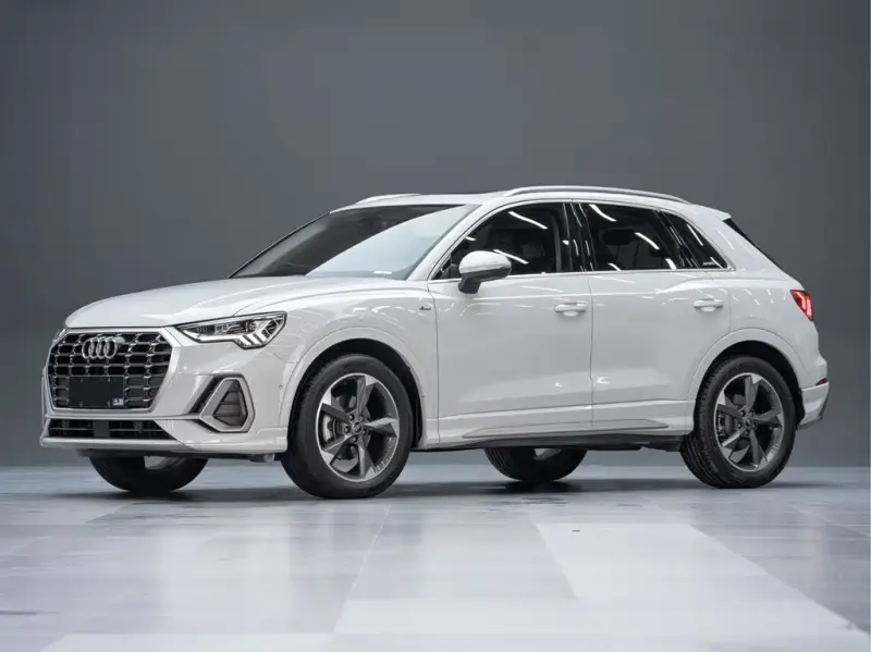 Audi Q3, 2022