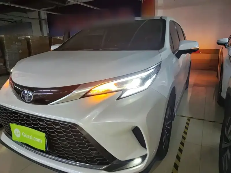 Toyota Granvia, 2023