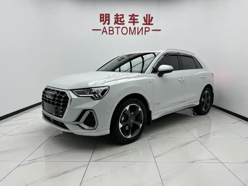 Audi Q3, 2023
