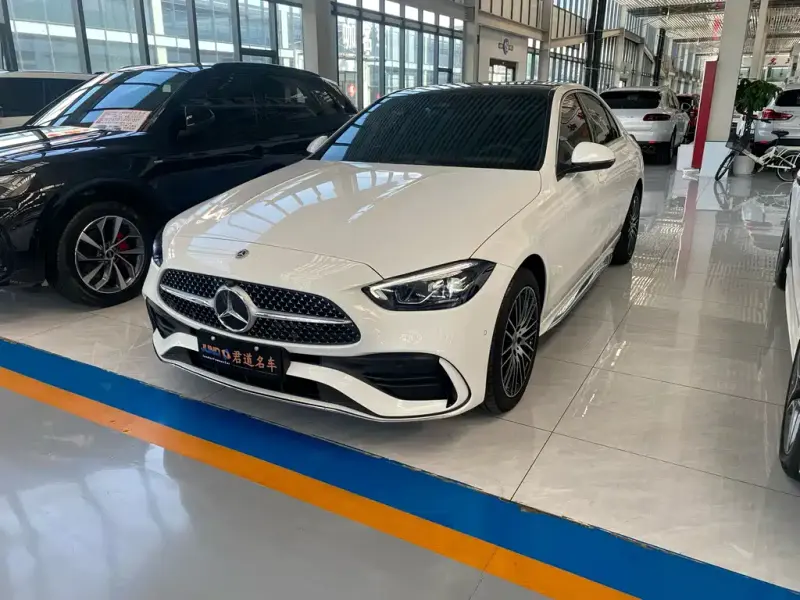 Mercedes-Benz C-Class, 2025