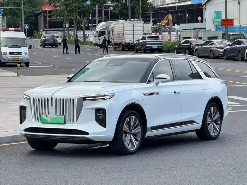 Hongqi E-HS9, 2023