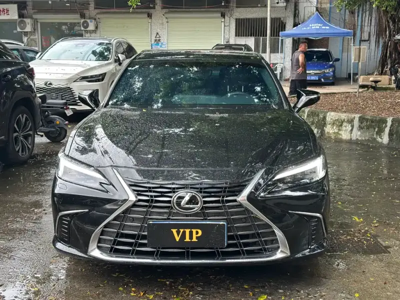 Lexus ES, 2026