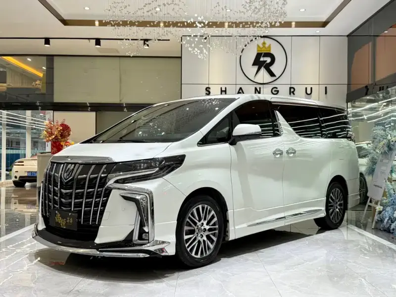 Toyota Alphard, 2015