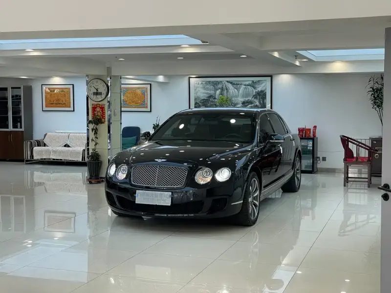Bentley Flying Spur, 2012