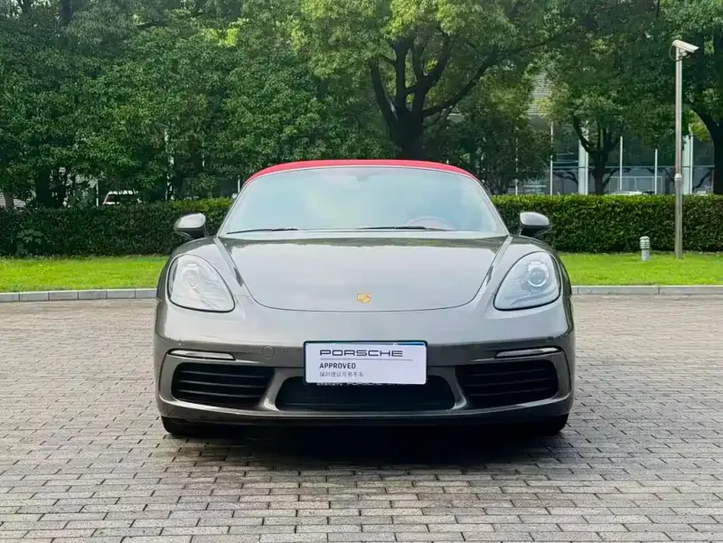 Porsche 718, 2022