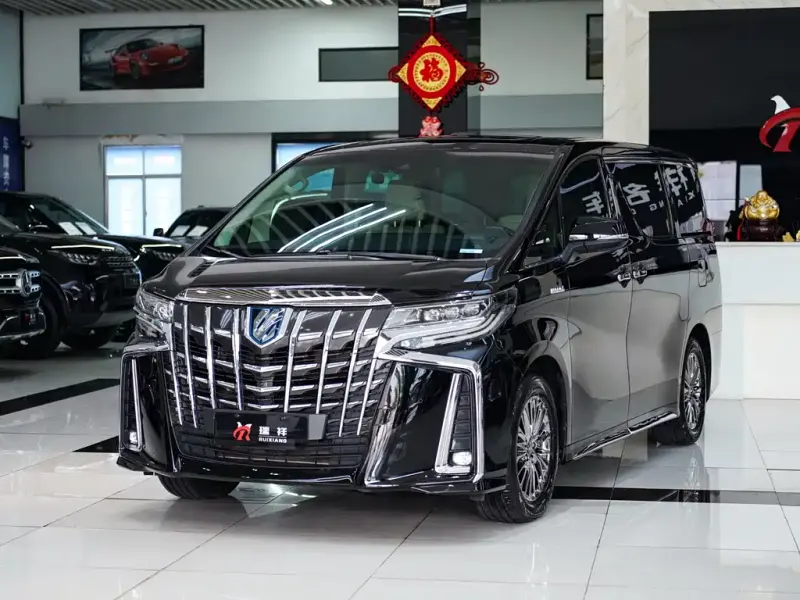 Toyota Alphard, 2022