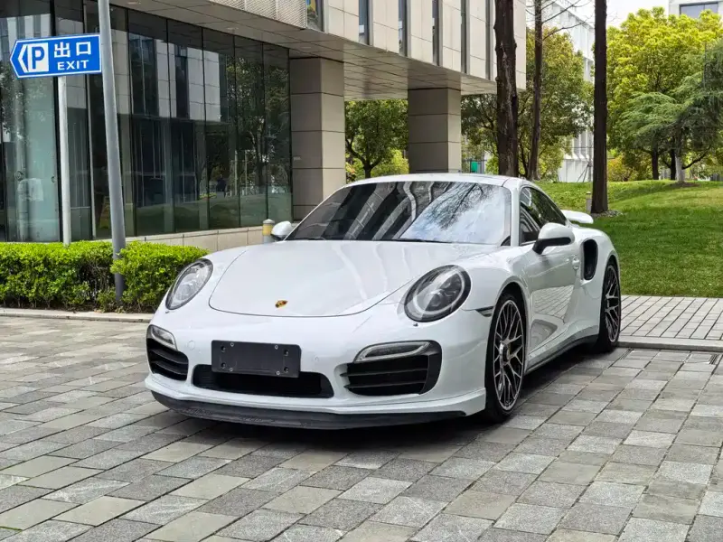 Porsche 911, 2016