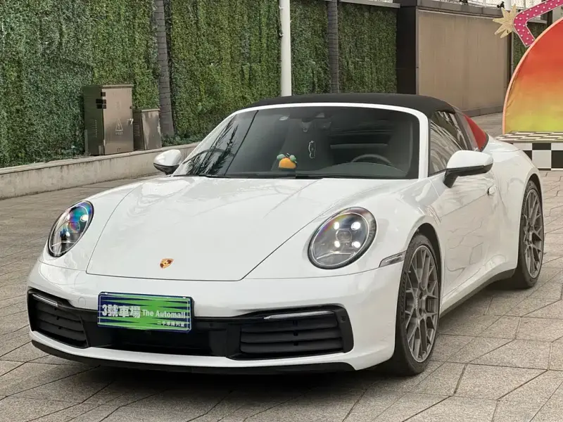 Porsche 911, 2023