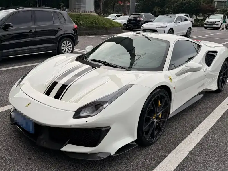Ferrari 488, 2018