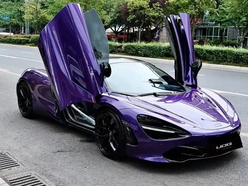 McLaren 720S, 2020