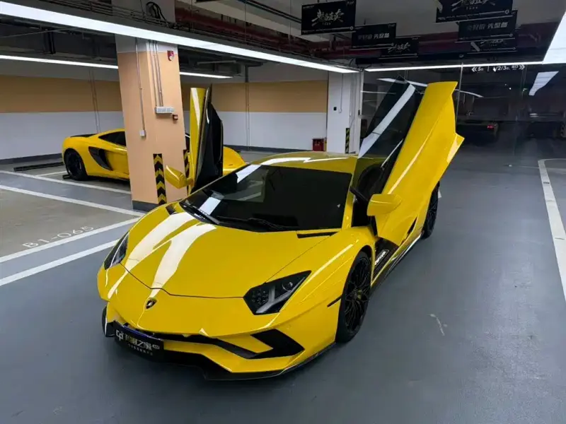 Lamborghini Aventador, 2017