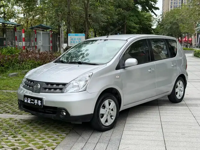 Nissan Livina, 2008