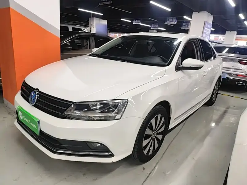 Volkswagen Sagitar, 2017