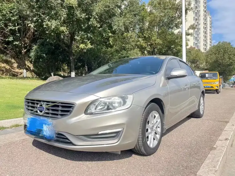 Volvo S60, 2014
