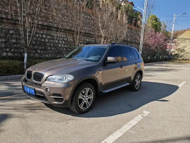 BMW X5 (Import), 2011