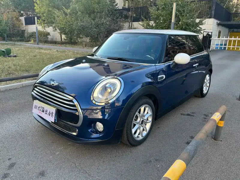 MINI Mini, 2015