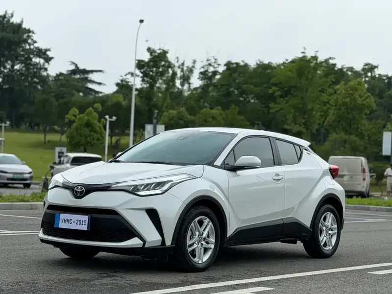 Toyota C-HR, 2023
