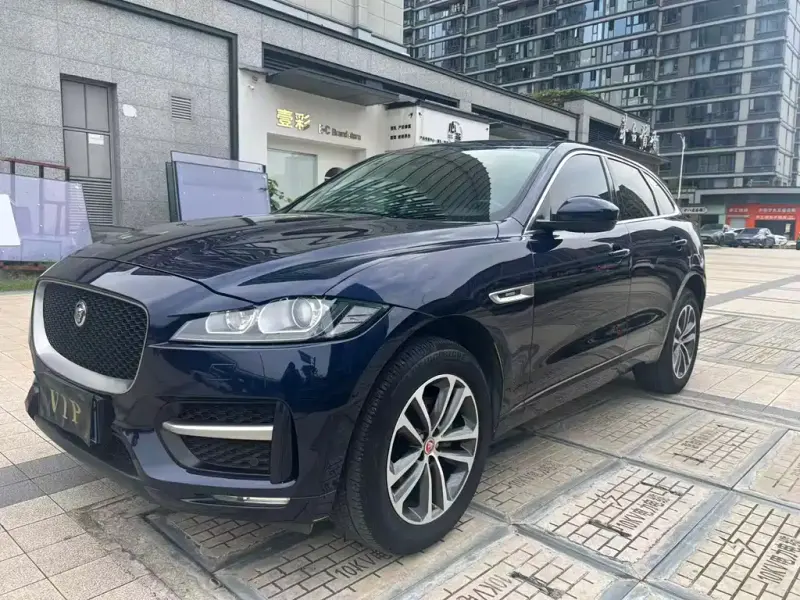 Jaguar F-PACE, 2018
