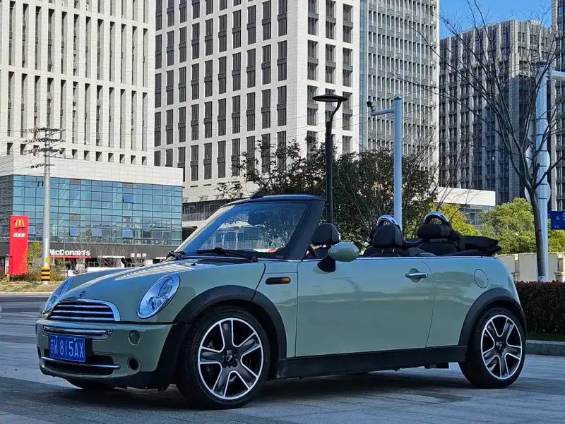 MINI Mini, 2010