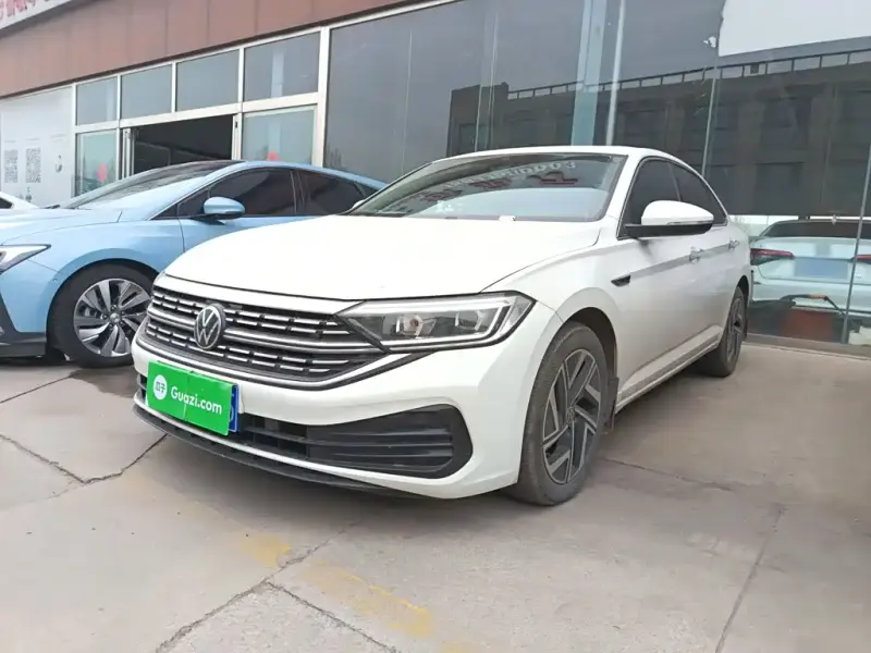 Volkswagen Sagitar, 2023