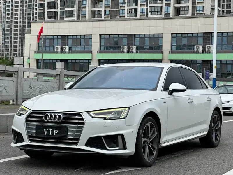 Audi A4L, 2019