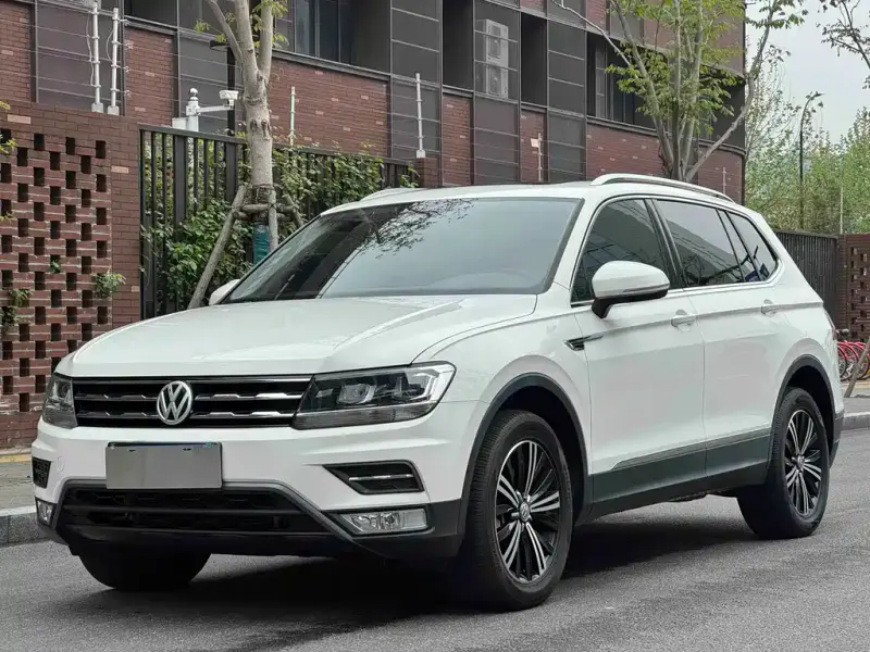 Volkswagen Tiguan L, 2021