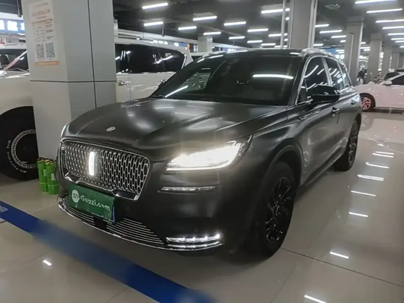 Lincoln Corsair, 2021