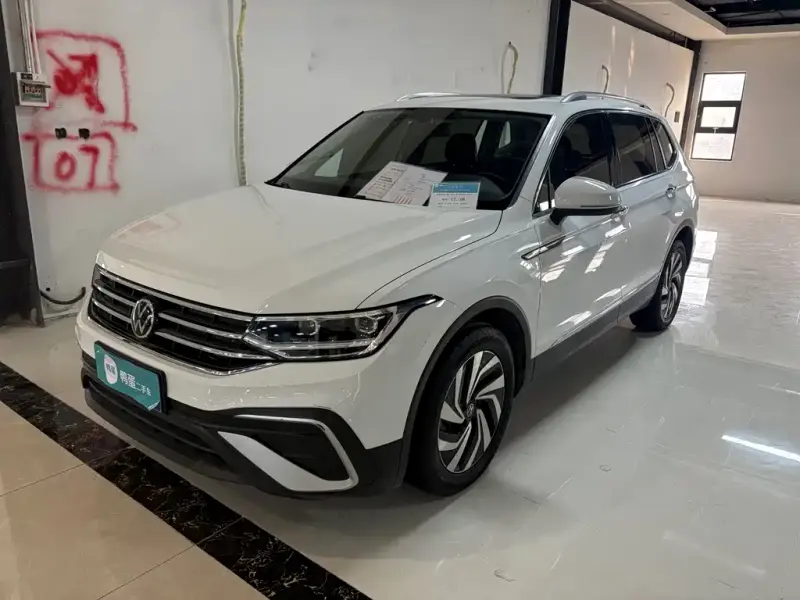 Volkswagen Tiguan L, 2024