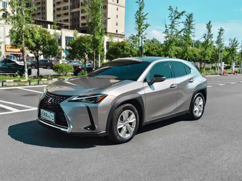 Lexus UX, 2022