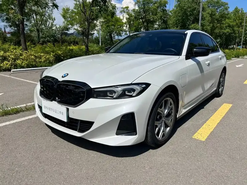 BMW i3, 2023