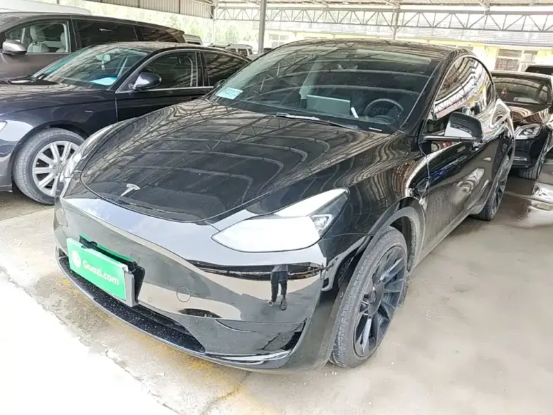 Tesla Model Y, 2022