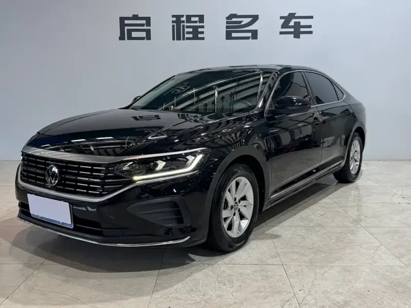 Volkswagen Passat, 2023