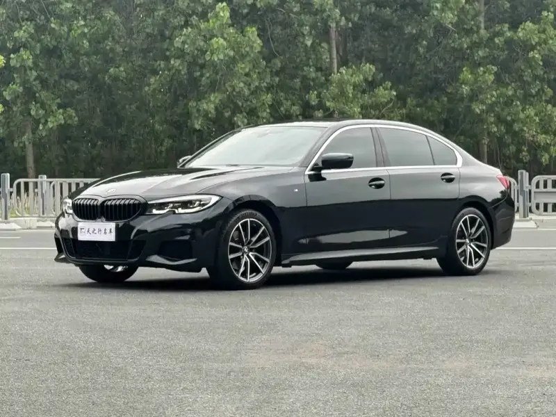 BMW 3 Series, 2021