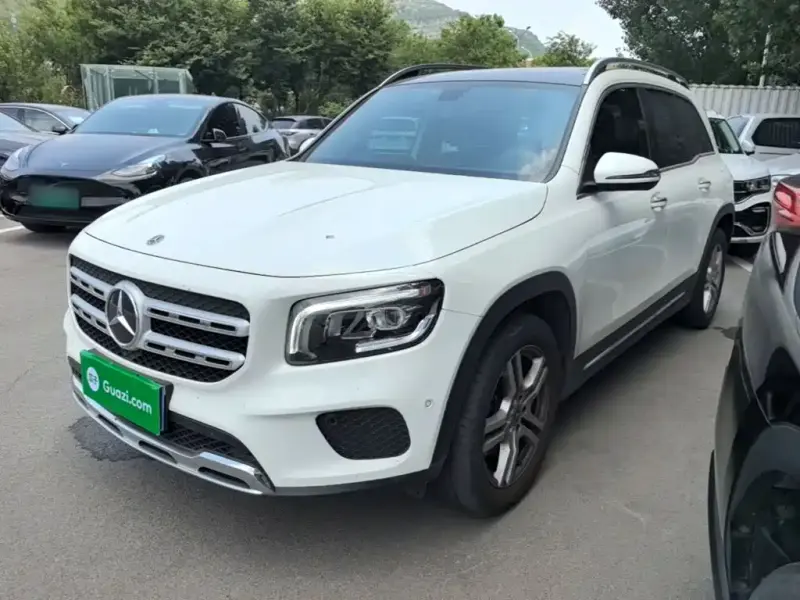 Mercedes-Benz GLB, 2022