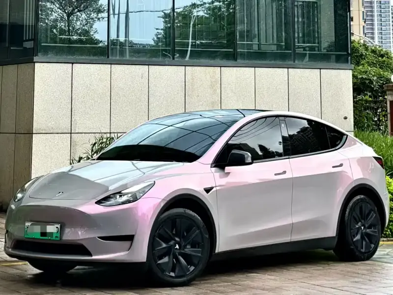 Tesla Model Y, 2022