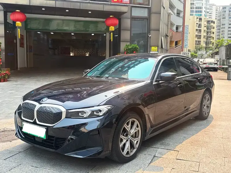 BMW i3, 2025
