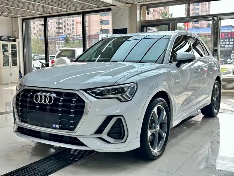 Audi Q3, 2023