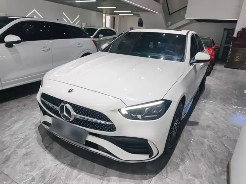 Mercedes-Benz C-Class, 2025