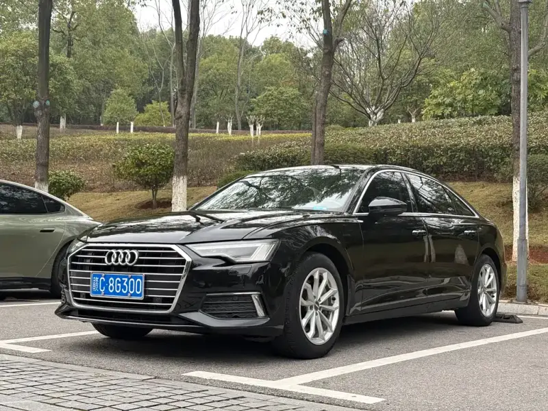 Audi A6L, 2021