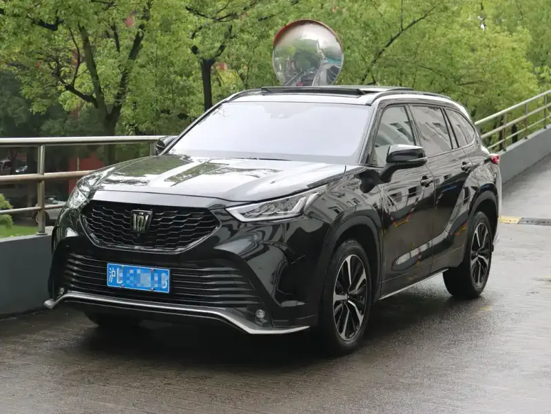 Toyota Crown Kluger, 2023