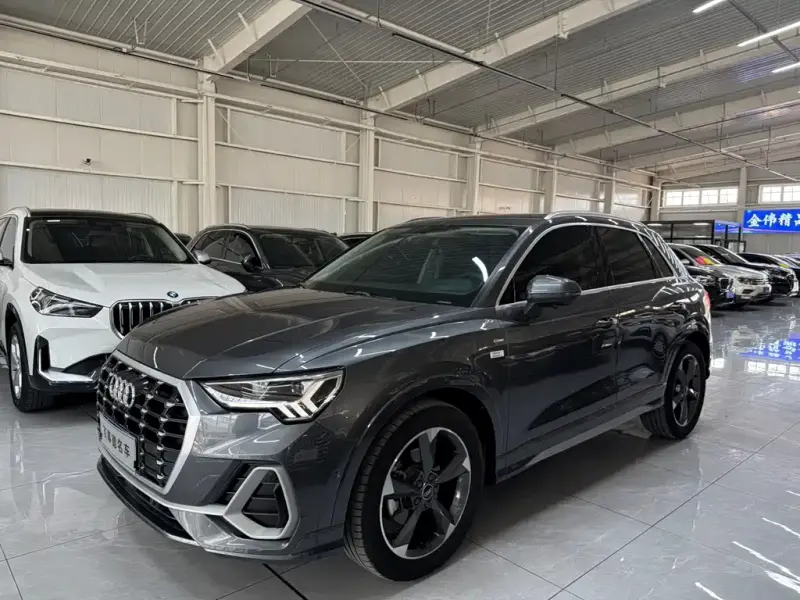 Audi Q3, 2023