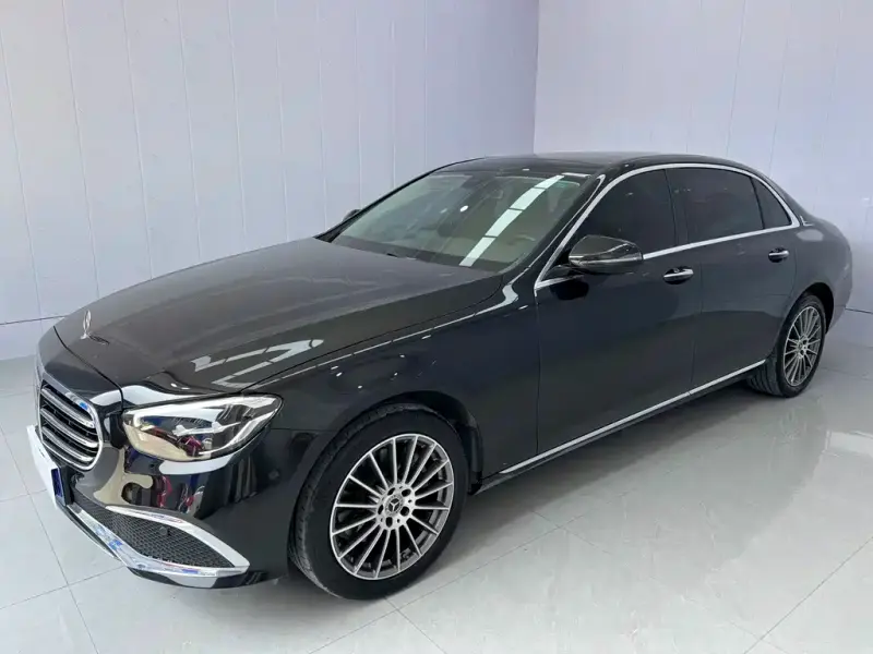 Mercedes-Benz E-Class, 2022