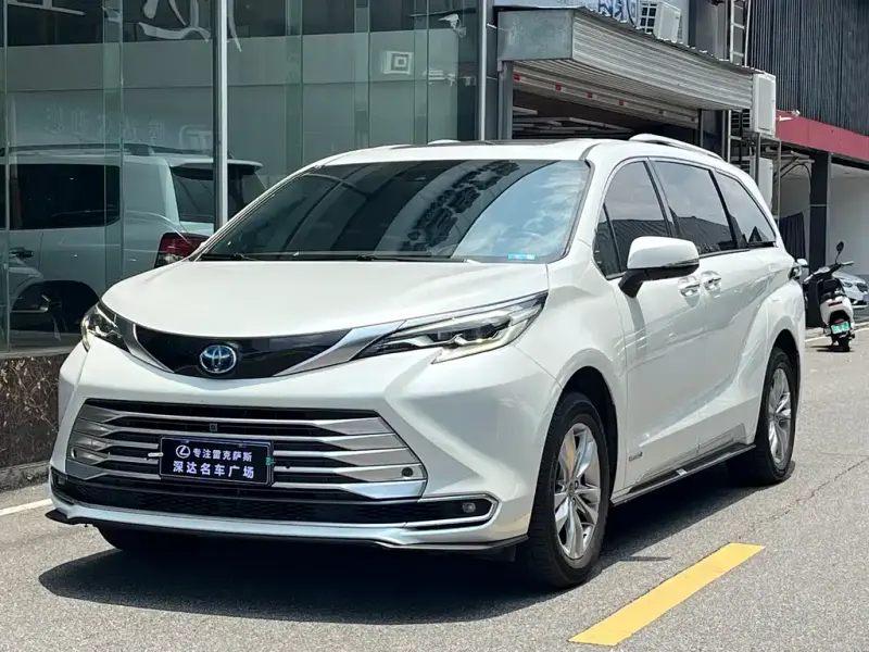 Toyota Sienna, 2022