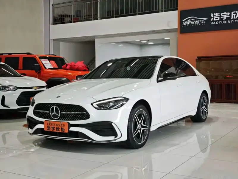 Mercedes-Benz C-Class, 2024