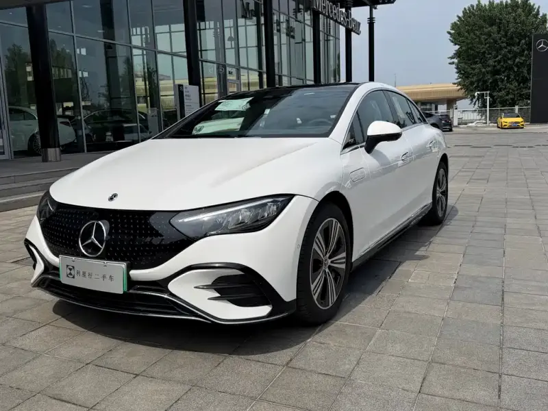 Mercedes-Benz EQE, 2025