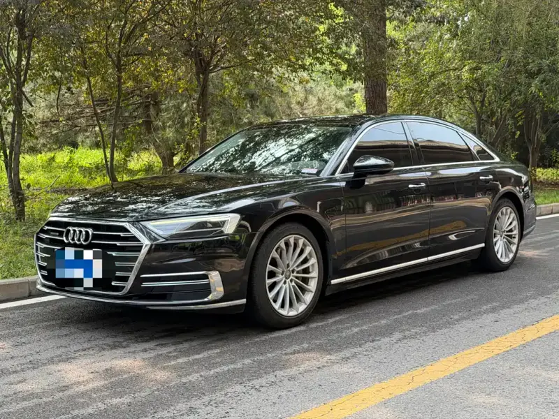 Audi A8, 2020