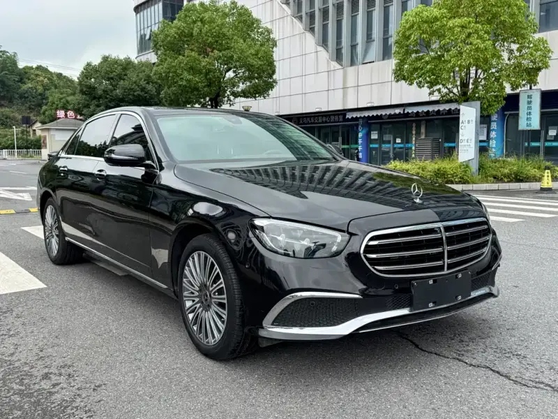 Mercedes-Benz E-Class, 2023
